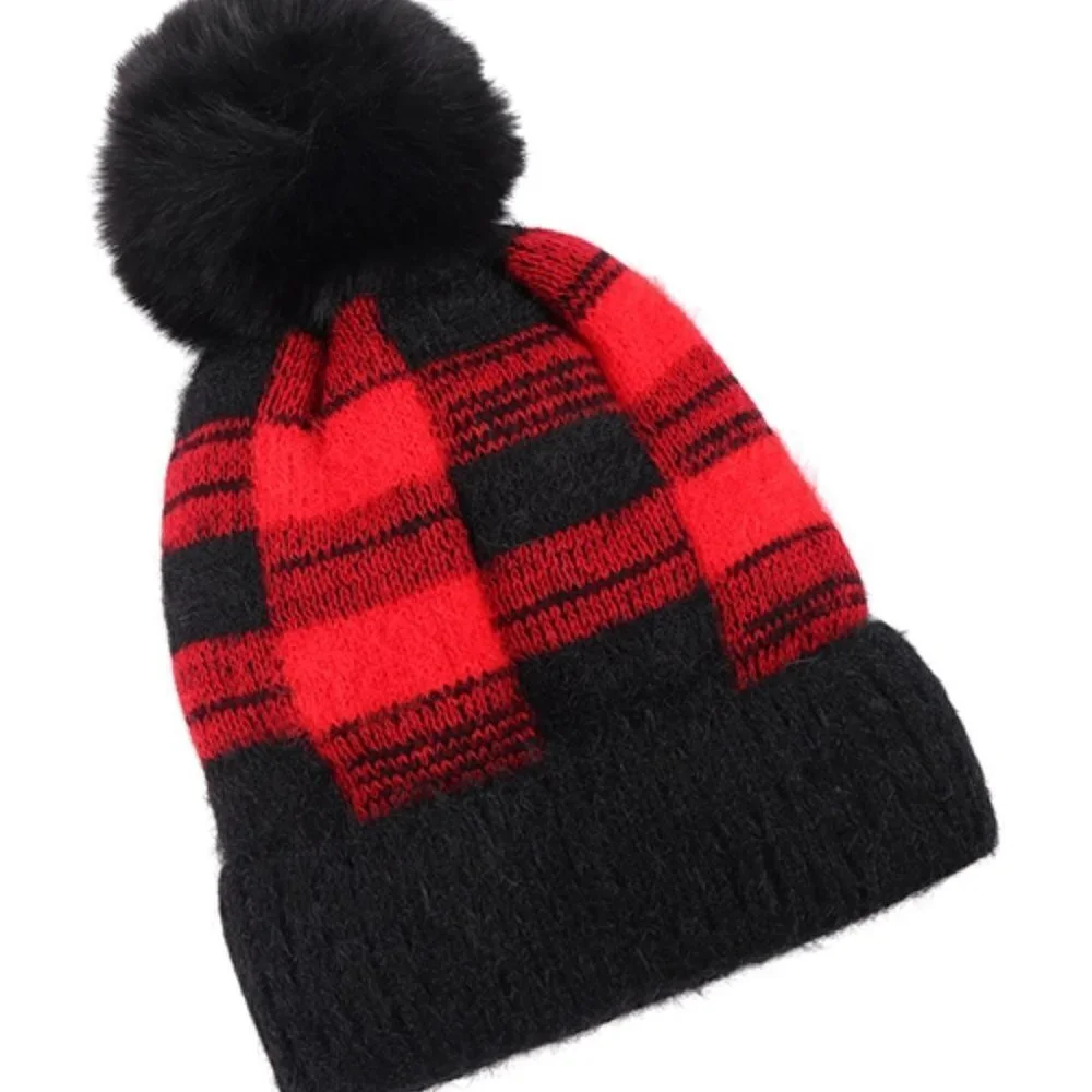 BUFFALO CHECKERED PLAID PRINT BEANIE WITH POM POM